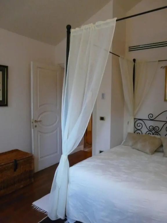 Junior Suite with land view