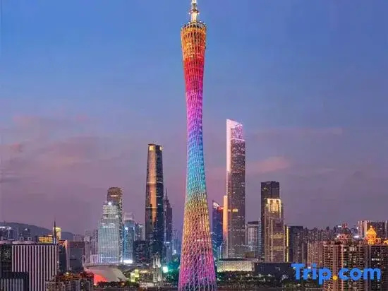 Yizi Hotel (Guangzhou International Exhibition Center and Canton Tower)