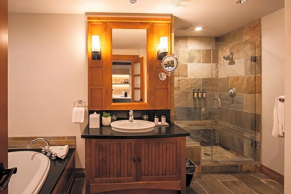 Nita Lake Lodge - Chambres