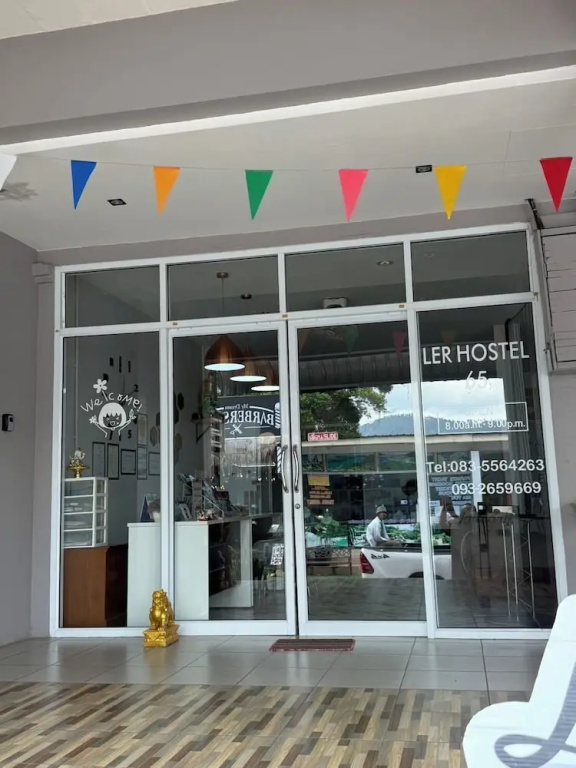 Ler Hostel 65