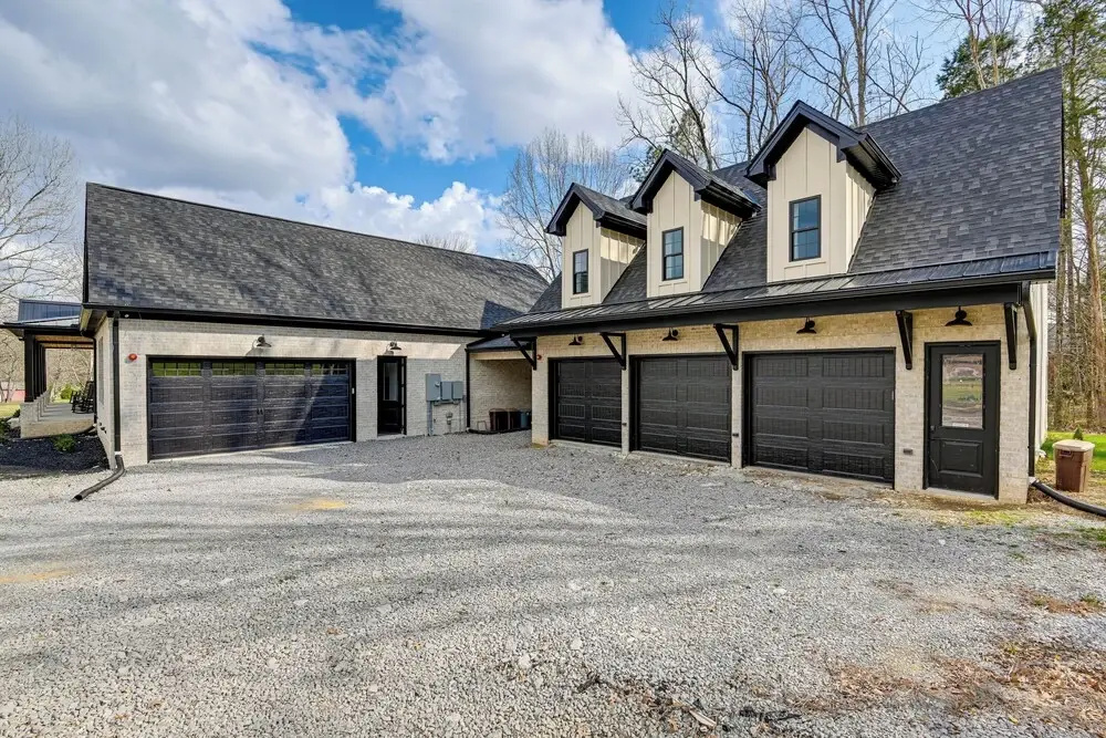 Bright Kingston Springs Home < 22 Mi to Nashville