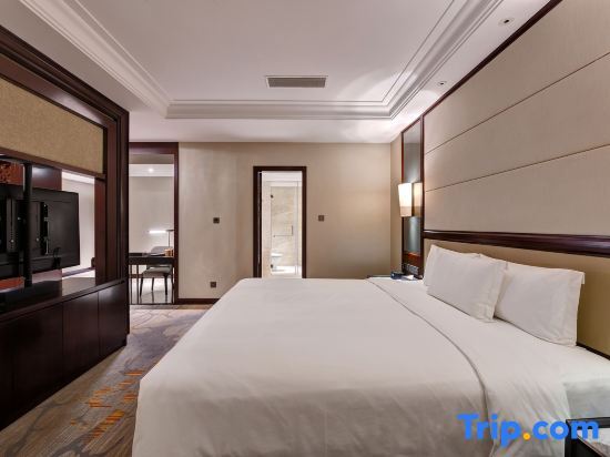 Люкс Deluxe в Phoenix Hotel