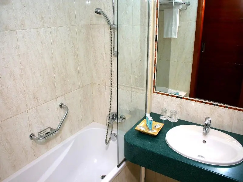 Lions Garden Hotel - Chambres