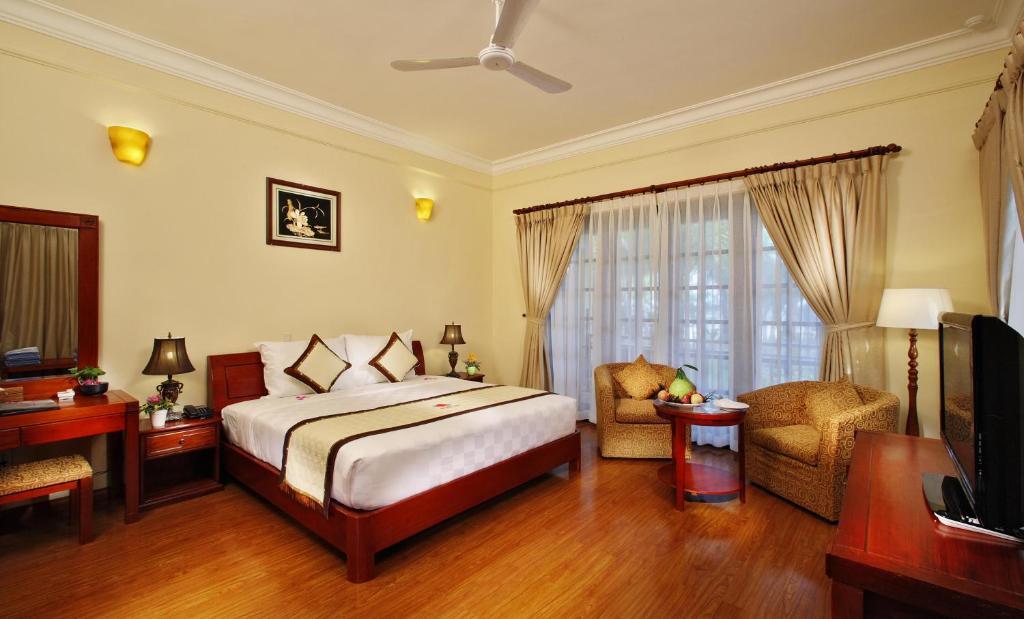 Golden Coast Resort & Spa