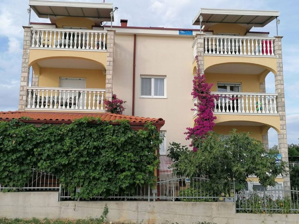 Apartments Maca