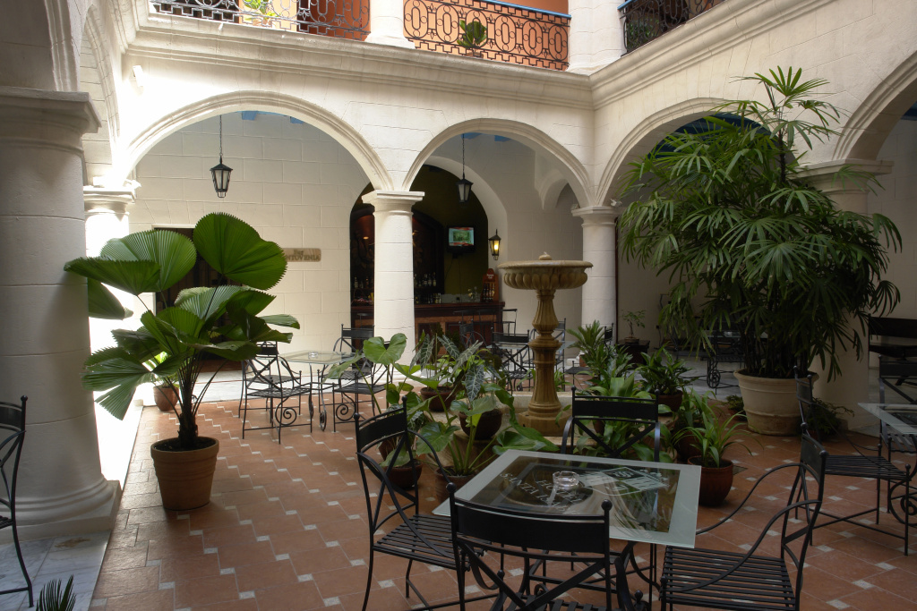 Lobby & Reception