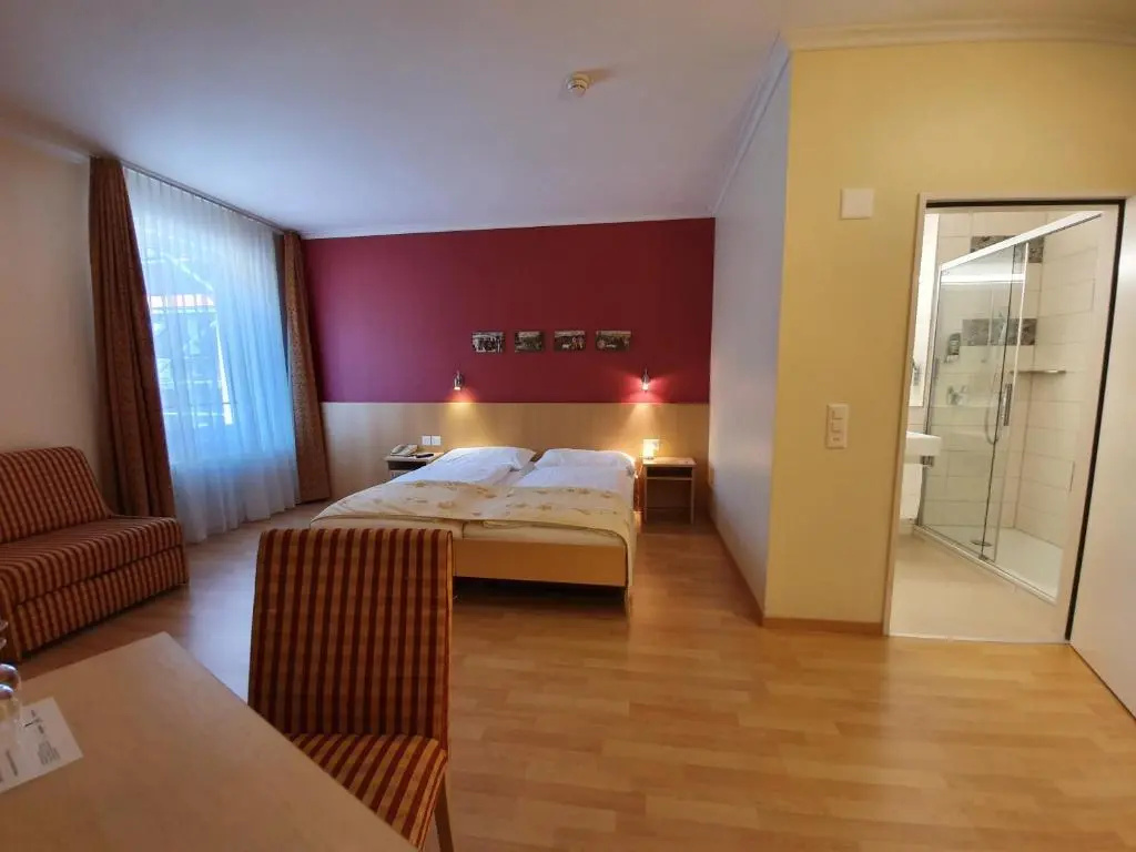 Superior Double room (full double bed)