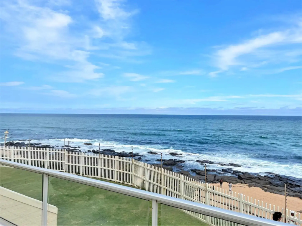 Beachfront @ Driftwood 6 Luxury Family Apartment