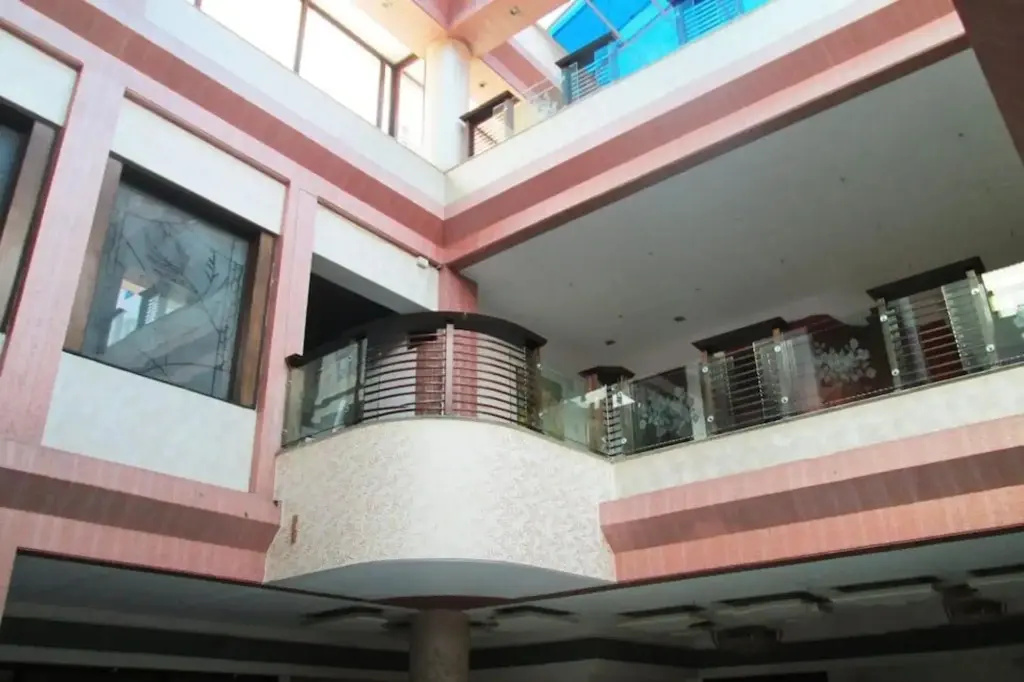 Hotel Grand Amba
