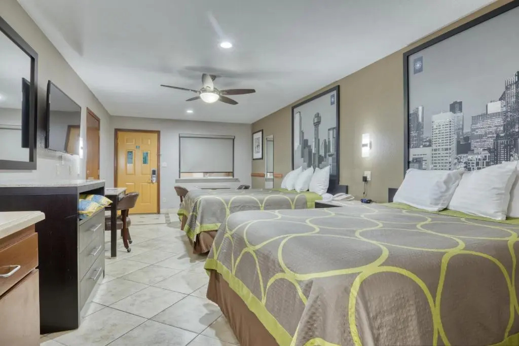 Standard Double room (full double bed)