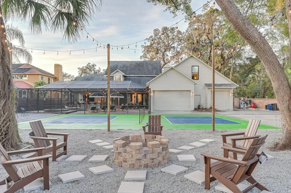 Exciting Valrico Villa w/ Private Pool & Game Room