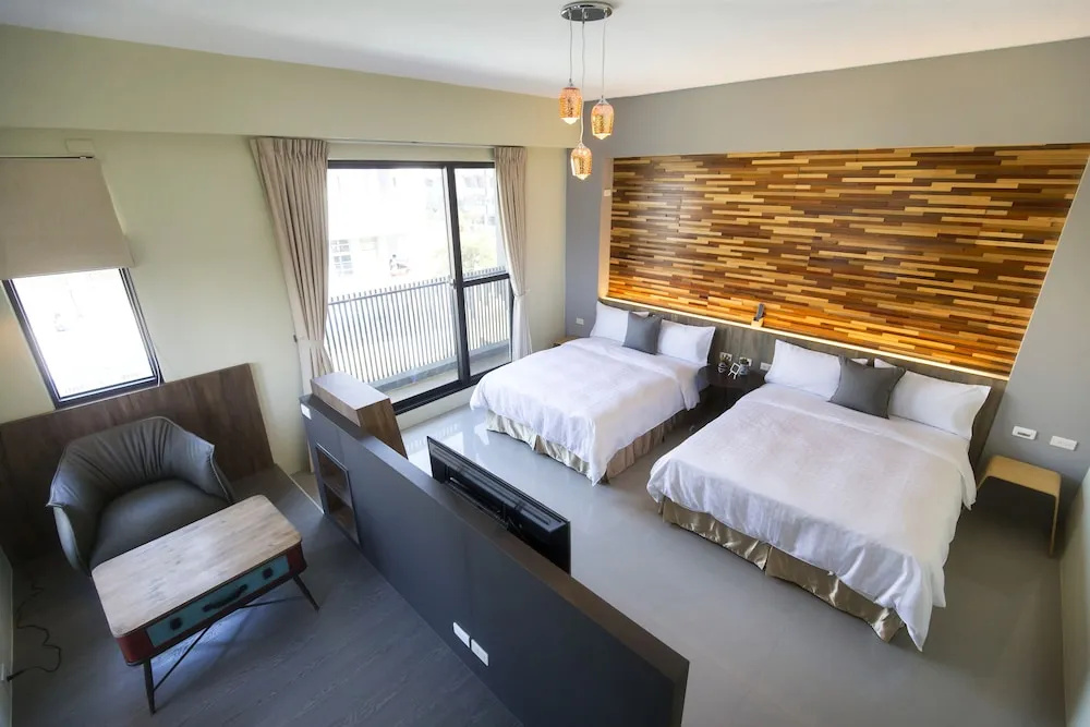 Economy room