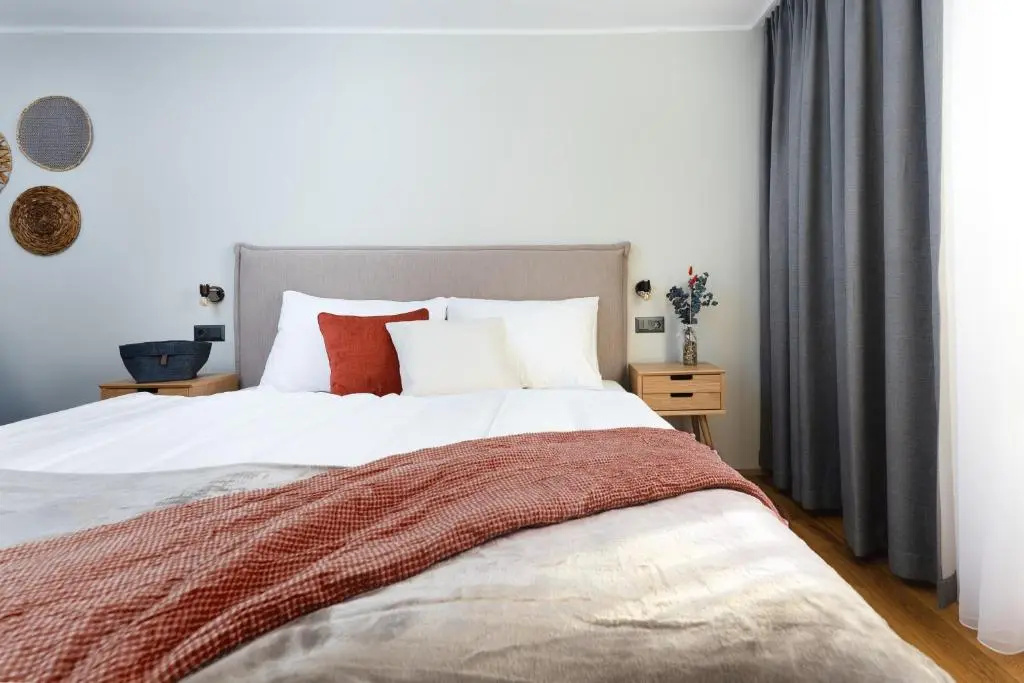 Standard room with mountain view