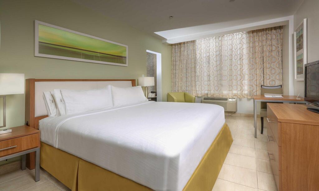 Holiday Inn Express San Juan Condado by null