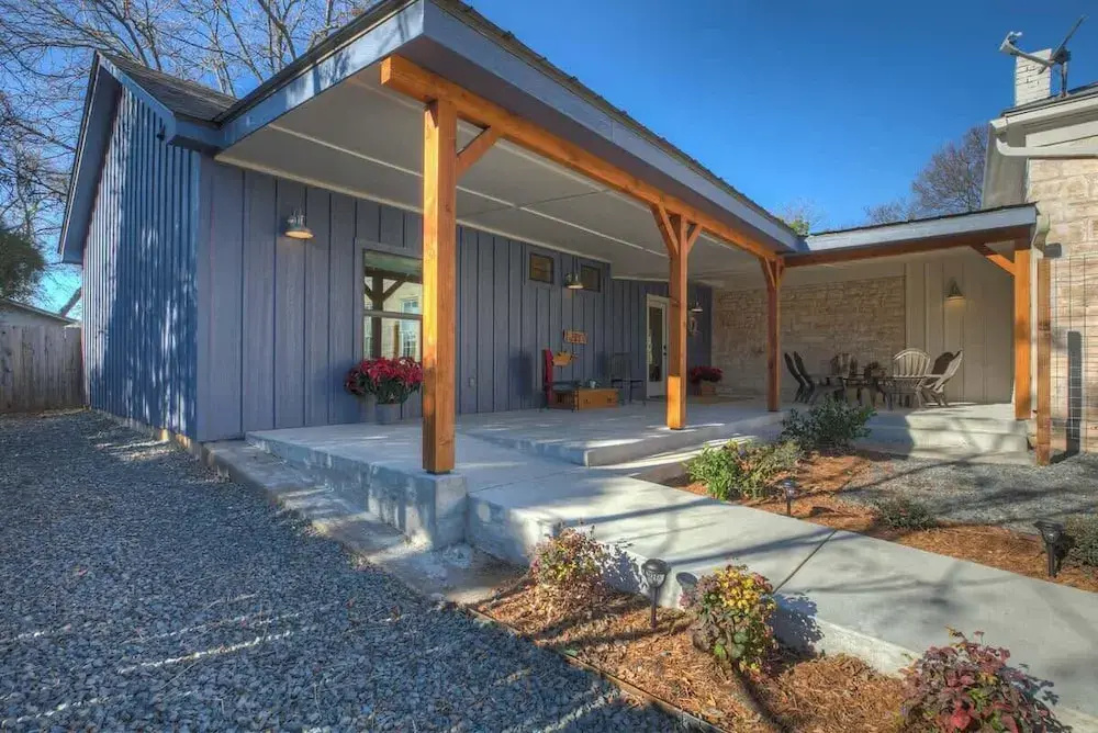 The Homestead Carriage House