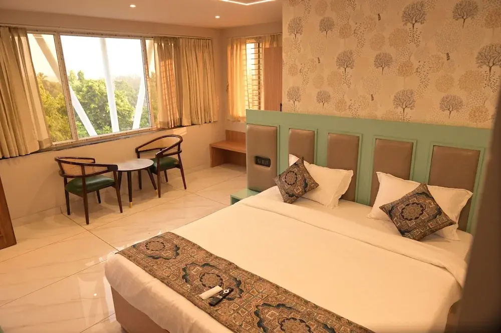 Hotel photo 12