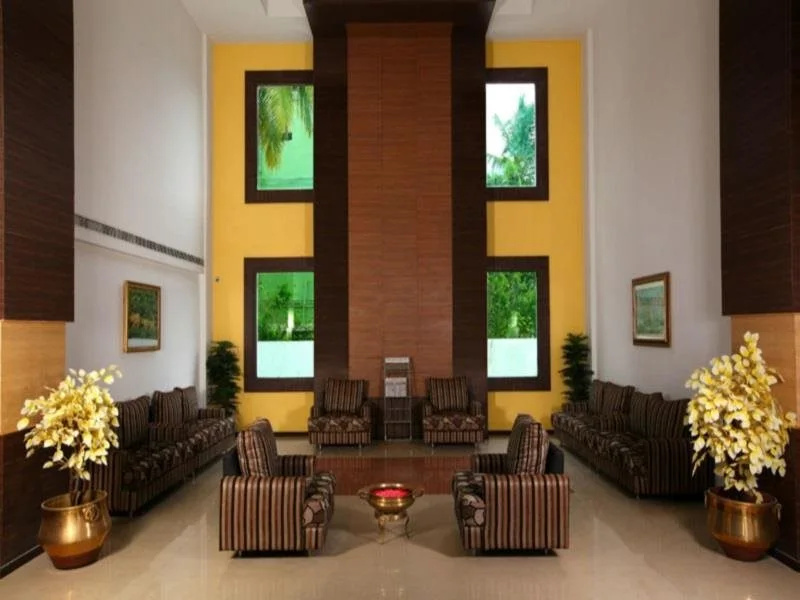 Lobby & Reception