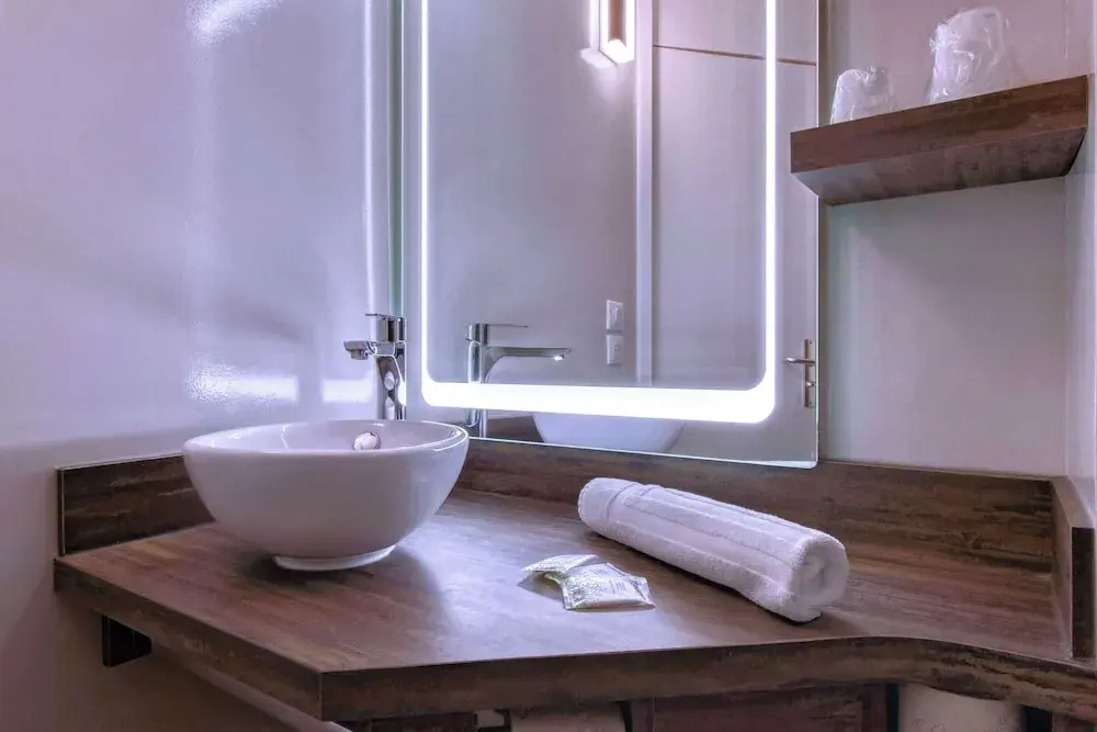 Brit Hotel Confort Pau Lons - Chambres