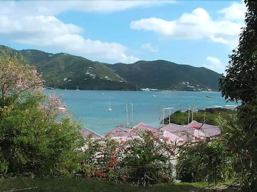 Beach & Waterfront