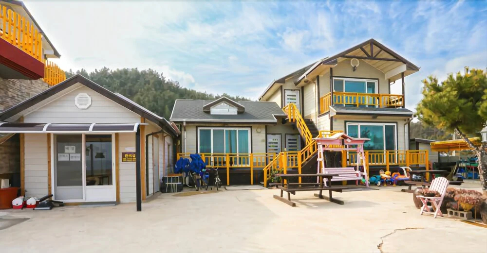 Uljin Sand Beach Pension