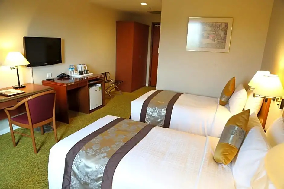 Superior Double room (full double bed)