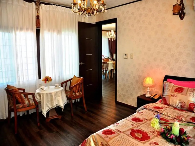 Royal room
