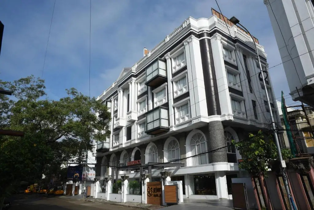 Rathna Residency