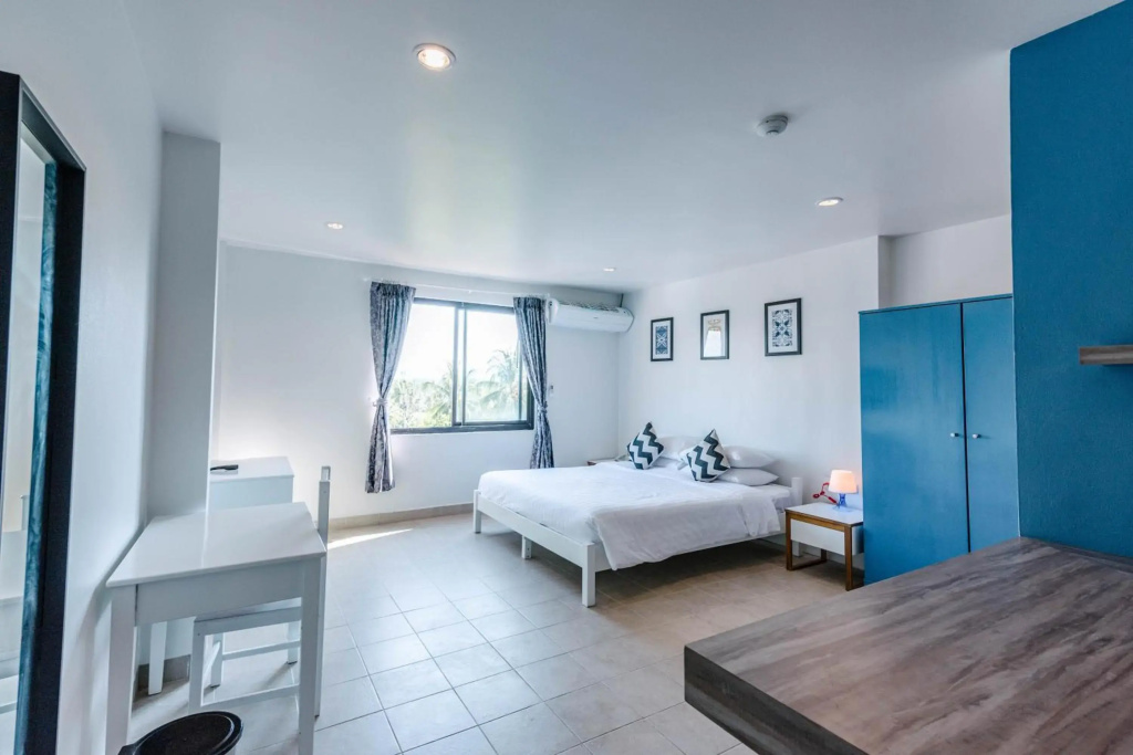 Maikhao Hotel managed by Centara, о. Пхукет, Таїланд мініатюра 13