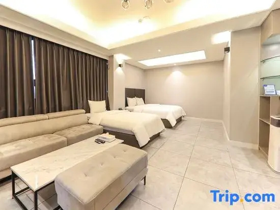 Double Suite (twin beds)