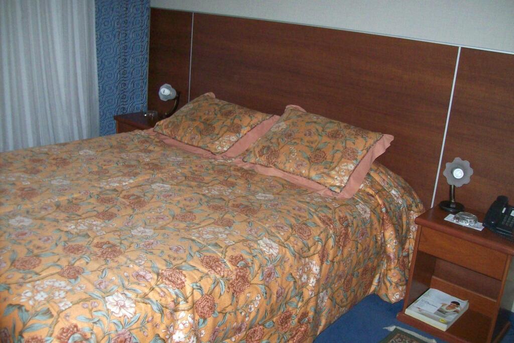 gallery_image_hidden_6