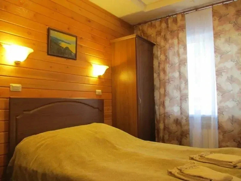 Alpine Chalet — 5