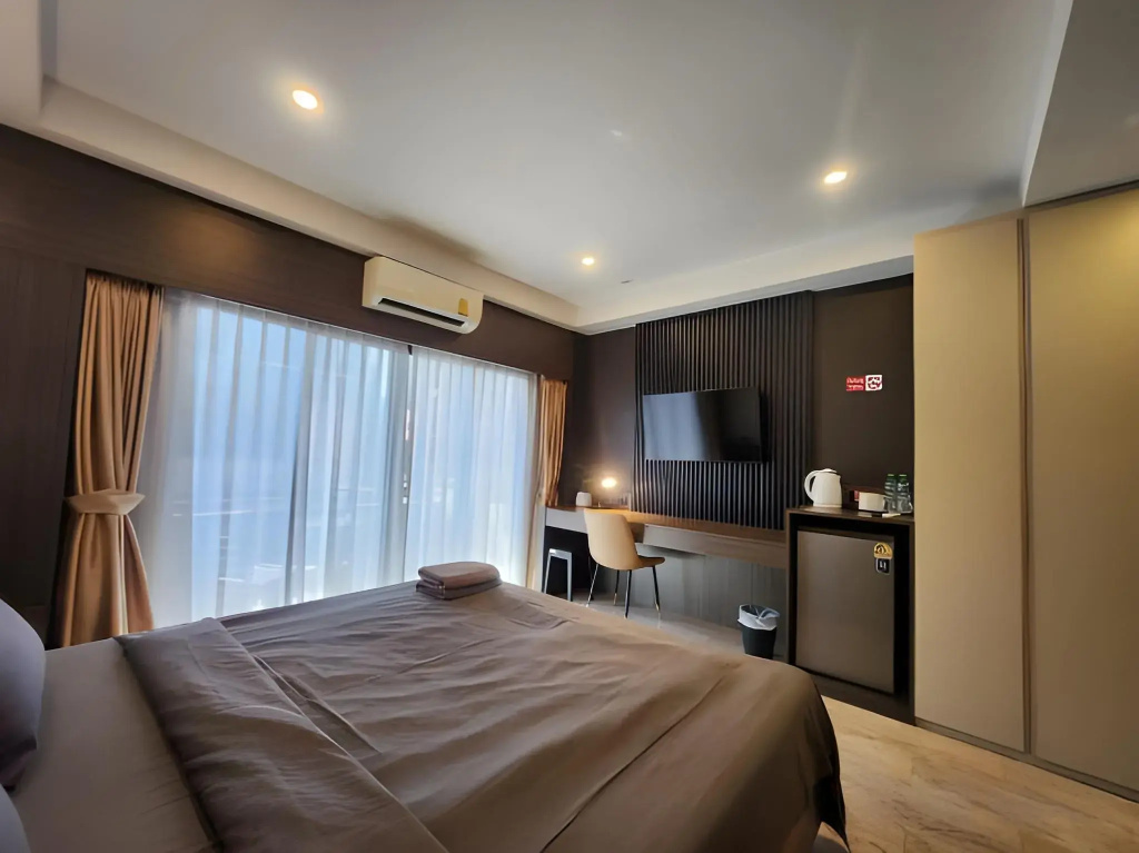 Max Residence
