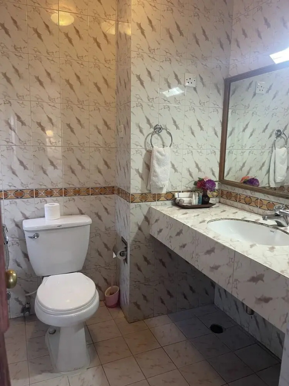 Deluxe Double room (full double bed)