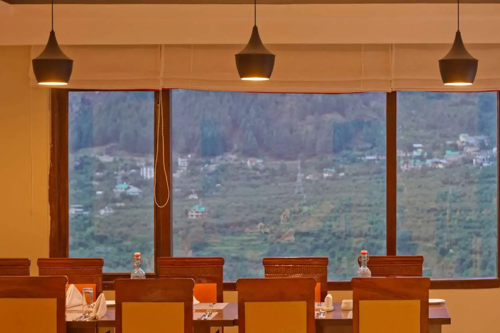 restaurant