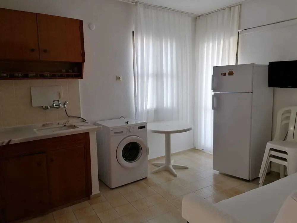 1 Bedroom Apartment with balcony