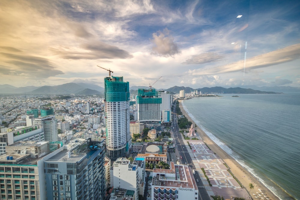Sun and Sea Muong Thanh Holidays