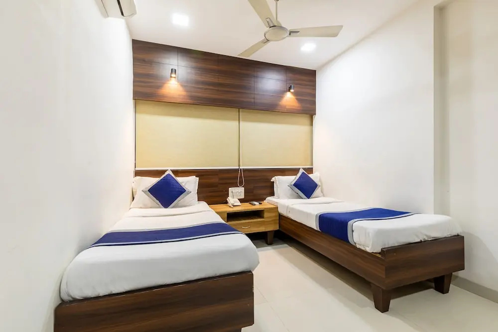 Deluxe Double room (twin beds)