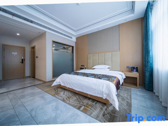 Premier Suite