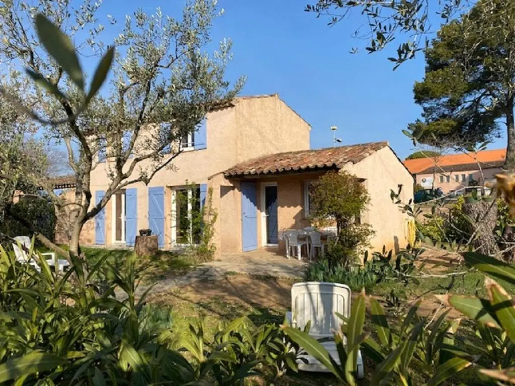 2 Bedrooms Cottage