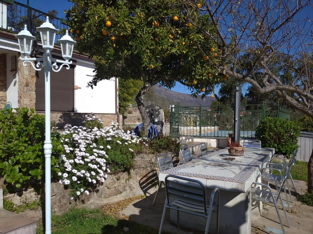 Aloja entero El Mirador de Acebo 4 estrellas piscina Sauna Spa