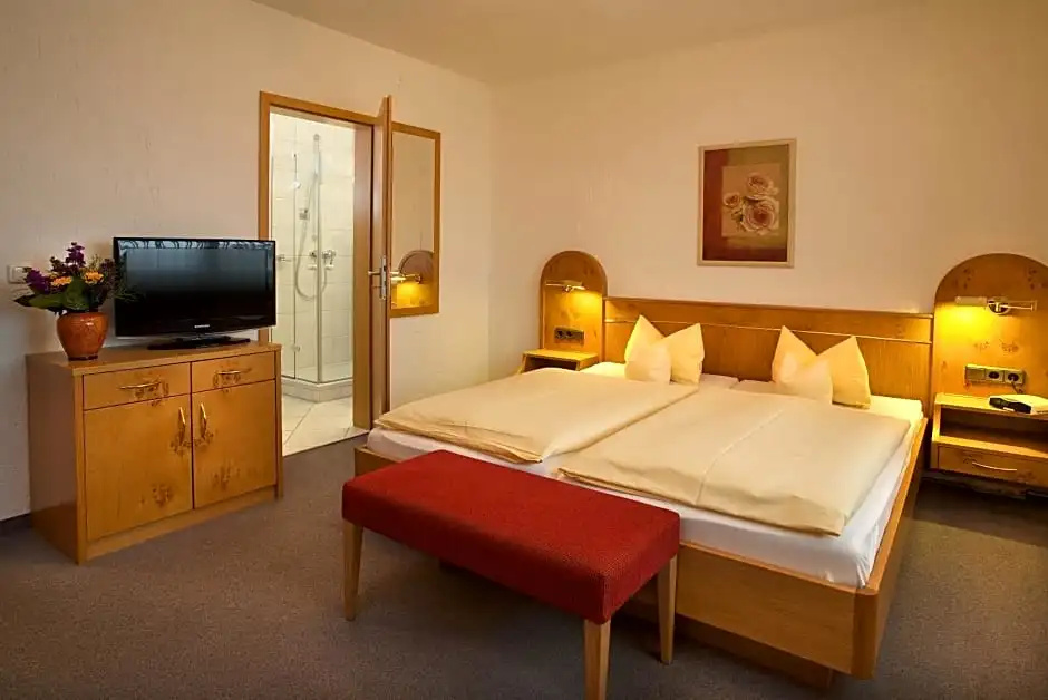 Landhotel Seeg Hotel - Chambres