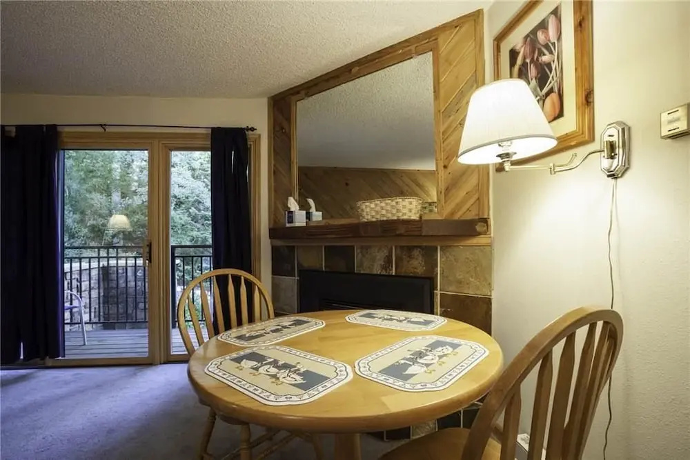 Scandinavian Lodge and Condominiums - Chambres