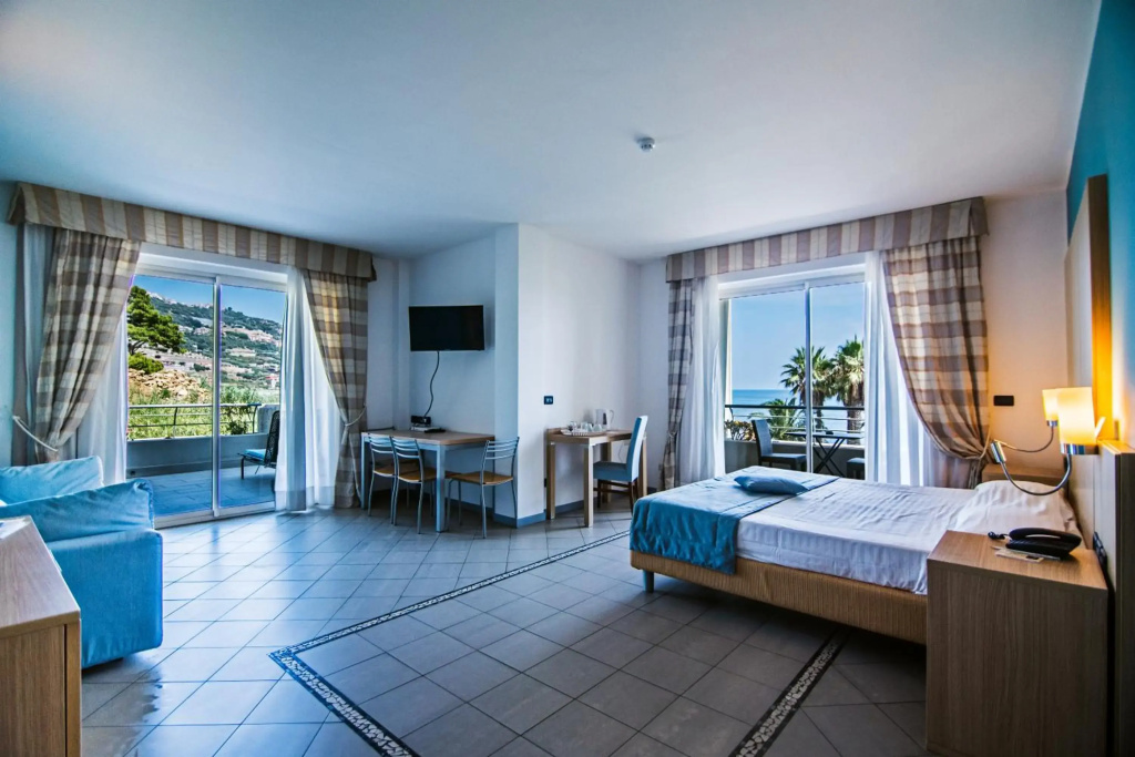Aregai Marina Hotel & Residence - Général