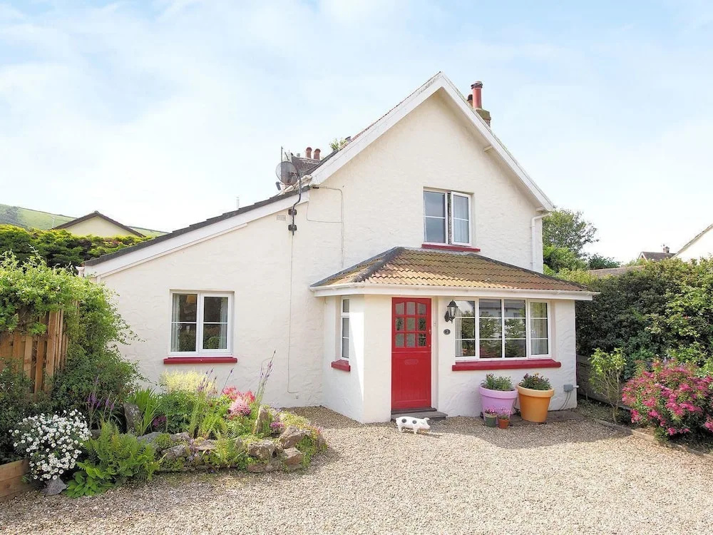Bridge Cottage Croyde 3-4 Bed, Sleeps 8, Hot Tub