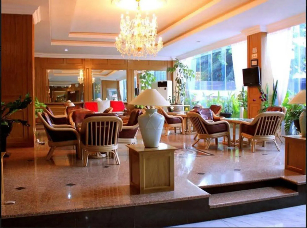 Johns Pardede International Hotel