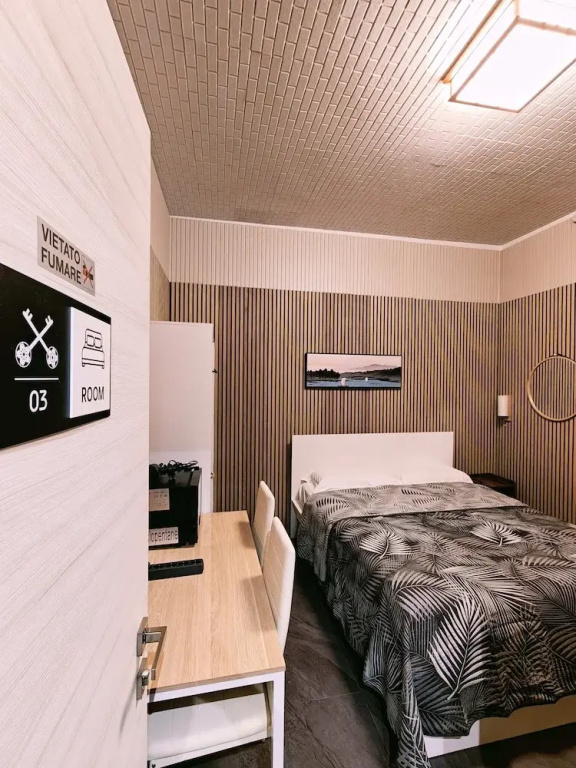Economy room