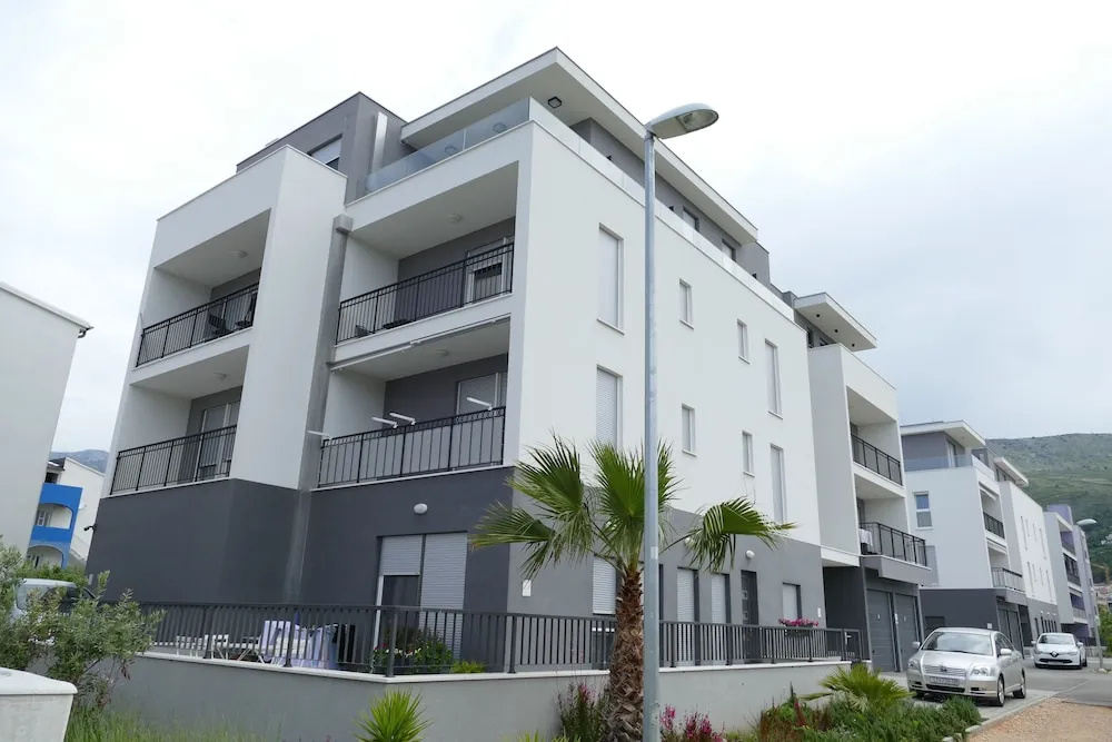 Apartment Luxanni 2