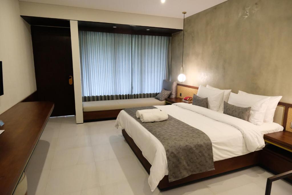 Japa Suites & Villas
