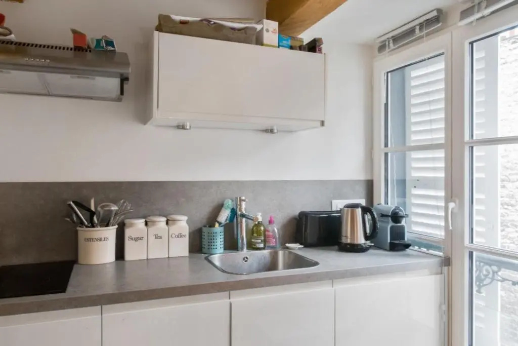 Calm and atypical studio close to Quartier Latin in Paris - Welkeys