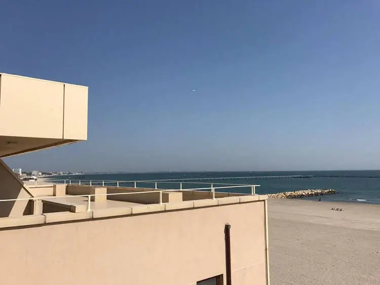 Beach & Waterfront